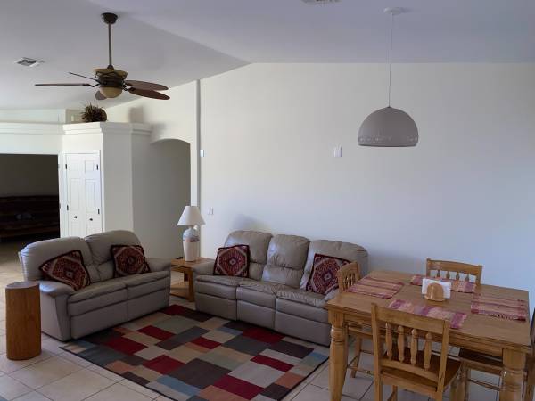 $2,500 / 4br - 1620ft2 - Alquiler Vacacional para Snowbird en Lake Havasu, AZ 2025-2026 (LAKE HAVASU CITY)64048421615235124
