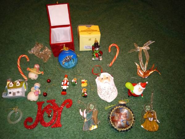 Christmas tree ornaments 1