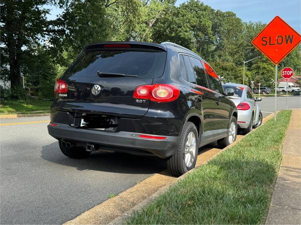 Volkswagen Tiguan 2011 - $6,300 (Springfield)63616423412483123