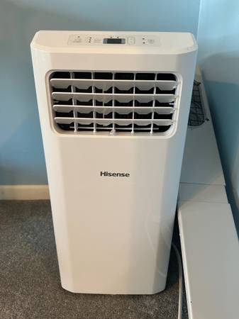 ❄️ Hisense 6,000 BTU Portable AC - Works Great - Only 1 Year Old 1