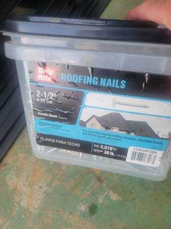 Roofing nails 1