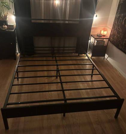 Queen bed frame 1