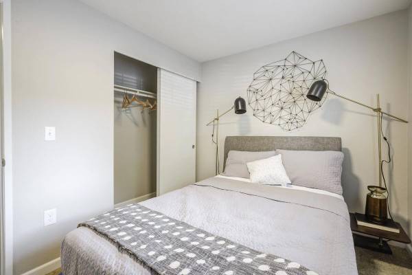 $1,849 / 3br - 1123ft2 - Lots of cabinets, Patio/Balcony with storage, Large walk-in closets63831608041601122