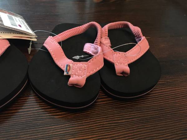 Rainbow Grombows Sandals Size 3-4 Toddler - pink/black 1