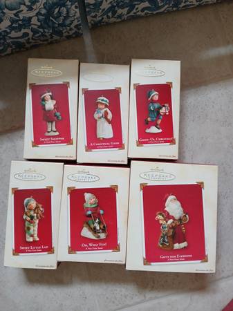 6 -HALLMARK KEEPSAKE CHRISTMAS ORNAMENTS 2003 A VISIT FROM SANTA 1