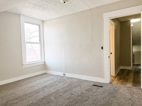 $1795.00 / 3br - 1560ft2 - Don't miss!! Beautifully Remodeled, 3 Bd/2ba Apartment63974468442242121