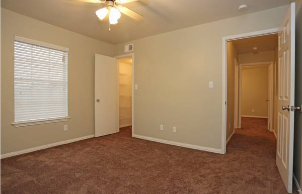 $1,569 / 3br - 1207ft2 - Love Where You Live!! (Portland, Texas)64036540538882122