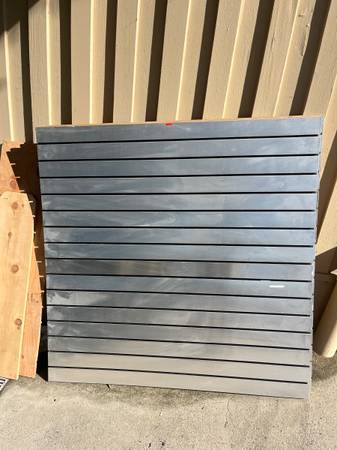2-Diamond Life Slat Wall 4x4 1