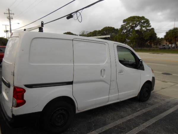 2017 Nissan NV200 - Photo 7