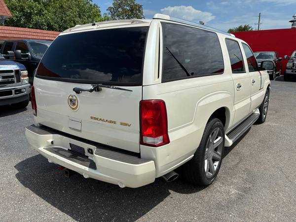 2004 Cadillac Escalade ESV 6.0L Vortec AWD - $7,990 (1907 Cassat Ave)63612053159811124