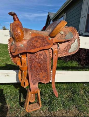 Saddle, 16 inch 1