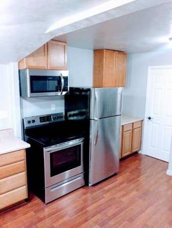 $1,995 / 4br - 1850ft2 - Cute Larger Home in Magna at 3024 S. Spencer Ave (Magna)63671007897345121