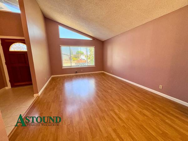 $3,995 / 4br - 1773ft2 - Casa de una planta de 4 habitaciones/2 baños en Hercules con garaje para dos coches (hercules, pinole, san pablo, el sob)63695859104899120