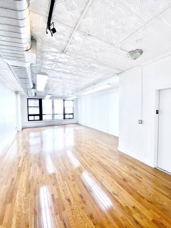 $5,300 / 2200ft2 - Full Floor Office Available! Great Natural Light! Central AC! 5th Ave (Midtown)63874742945155120