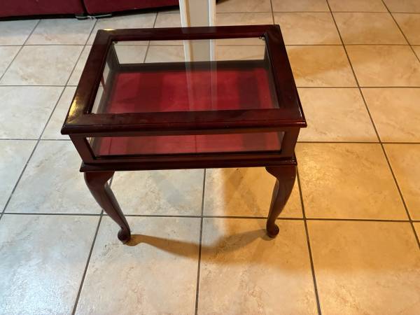 Solid Wood Display Table 1