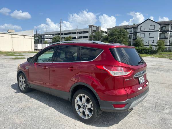 2015 Ford Escape Titanium 2.0 Great Condition - $4,600 (Galleria)63617036000129123