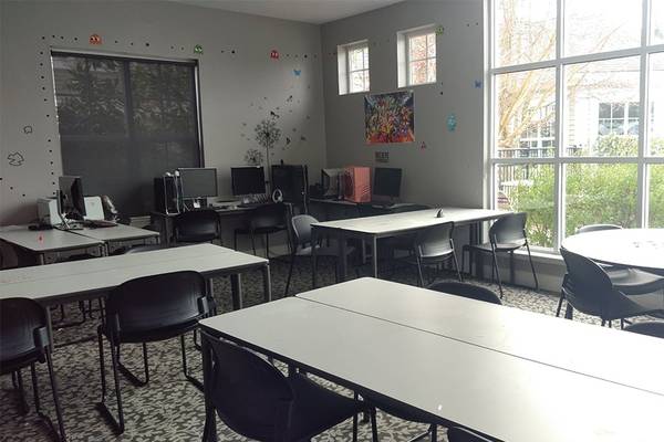 $1,380 / 1br - 706ft2 - 9' Ceilings, Basketball Court, Fitness Center (8650 Northeast Trailwalk Drive, Hillsboro, OR)63831397787011124