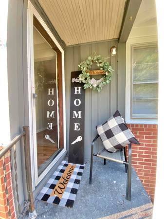 $1450.00 / 2br - Encantadora casa de dos dormitorios y un baño63793597228929122