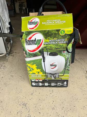 Roundup Backpack Sprayer 1