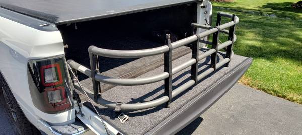Pickup truck bed extender 1