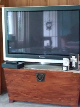 Televisor plasma Panasonic de 42" - $100 (concord / pleasant hill / martinez)63471436131843121