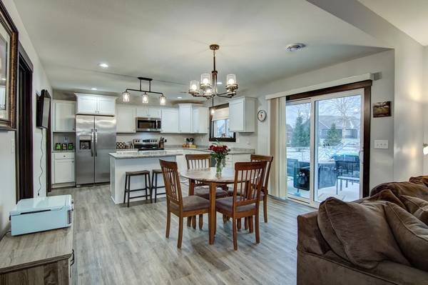 $1,895 / 3br - 1300ft2 - 🏡 Hermosa casa de 3 habitaciones en alquiler - Disponible octubre de 2025 (Eau Claire, WI)63845958148609121