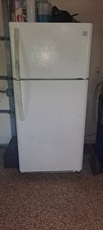 Refrigerator 1