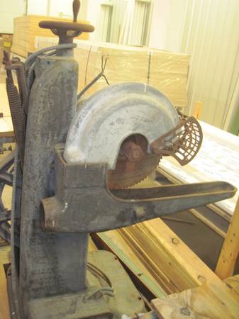 J.A. Fay & Eagan 700 Lightening Radial Saw 1