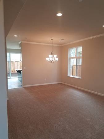 $1,900 / 2br - 1600ft2 - Beautiful Home for Rent (Hollister)64009499640065120