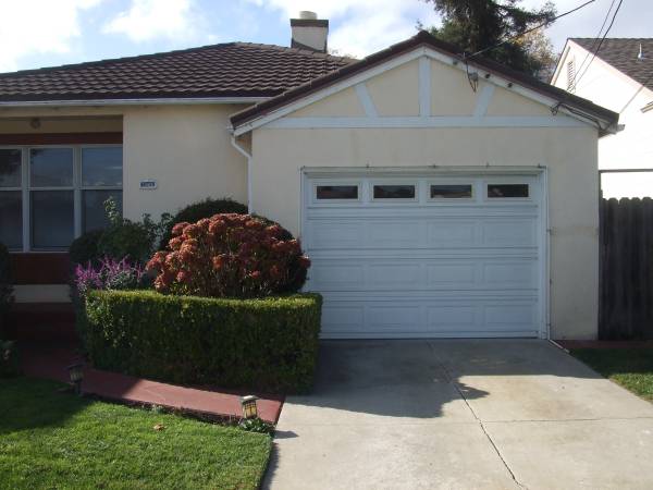 $4,000 / 2br - 1200ft2 - Charming Single family house for rent available Oct end (san mateo)63933766314242120