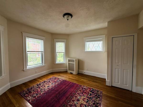 $2,800 / 2br - 186 Powderhouse Blvd (Somerville)63699488274307124