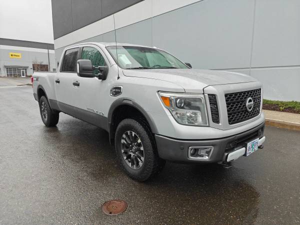 2016 Nissan TITAN XD PRO-4X - Photo 4