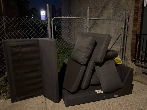 Free couch 1
