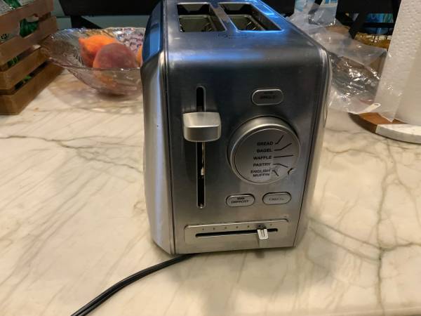 2-Slice Toaster 1