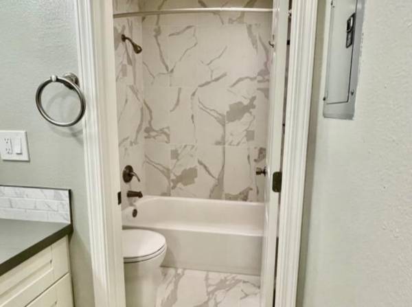 $2,500 / 1br - 778ft2 - 1 bedroom 1 bath Gated Community (East San Jose)63826176411393123