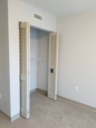 $1,476 / 2br - 950ft2 - Armarios Empotrados Amplios, Sala Comunitaria - Próximamente, Lavavajillas (5309 Riverdale Rd, Riverdale Park, MD)63896155631875122
