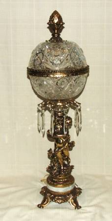 Elegant Regency Moderne Brass Cherub Lamp / Lead Crystal Globe 1