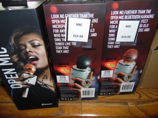 IJOY Wireless,Bluetooth Microphone & Speaker $12.50 --New-Half Price- 1
