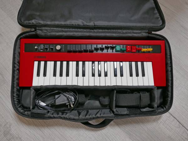 Yamaha Reface YC Mini Combo Organ Synthesizer 1