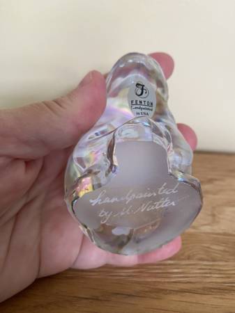 Fenton con irisación, figurita de rana pintada a mano y firmada - $40 (Exton)63471177769729122