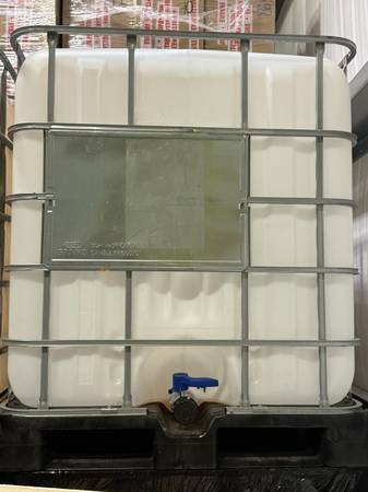 1000 Lt totes 1