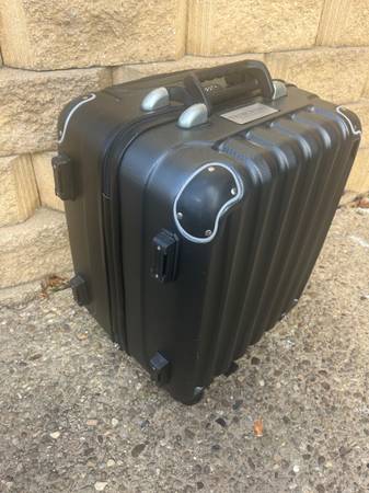 Wine luggage 1