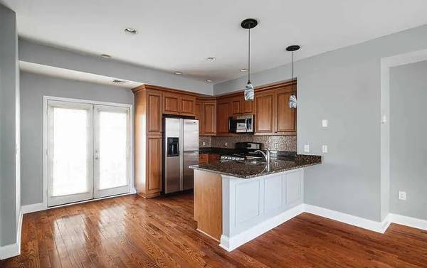 $3,500 / 4br - 1560ft2 - 1908 Webster St (Philadelphia, PA)64046037578113120