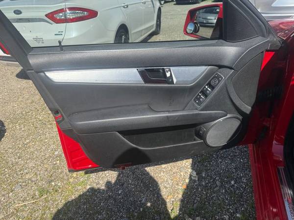 2011 Mercedes Benz C Class Stock # 2 - $3,300 (Orland)63617735027073123