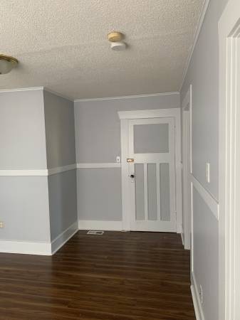 Bachelor Suite - Franklyn St 2