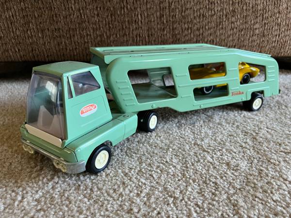 Vintage Mini Tonka Toys Green Car Carrier - collectibles - by