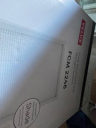 Velux curb mount fixed skylight with sunshade25 1/2 x 49 1/2 1