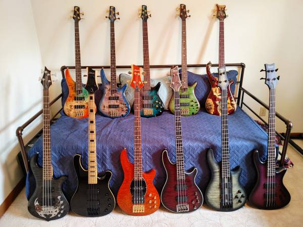 Bass player (and other stuff) looking for mates to play and write with64304186035713121