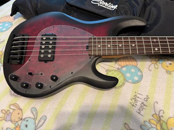 Sterling By Music Man StingRay RAY35 5-string Bass Guitar 1