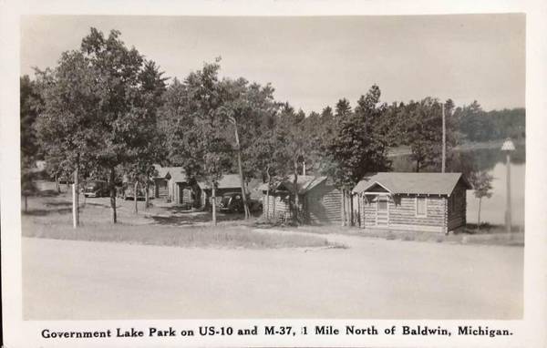 $160,000 Government Lake Lodge!! 4953 S. M-37 (Baldwin)64037723220865124